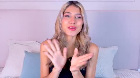 Zoe online show from 09/30/25, 11:26