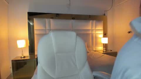 zoei_moon online show from 02/10/26, 06:23