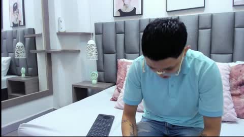 Zoe Krug online show from 03/21/26, 12:10