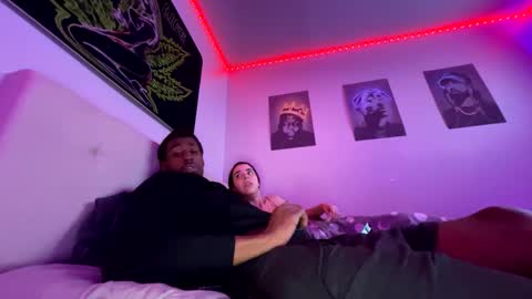 Snapshot of zoel87 chatting on 01/19/25, 02:04 LovelyLatin25 online show from 01/19/25, 02:04