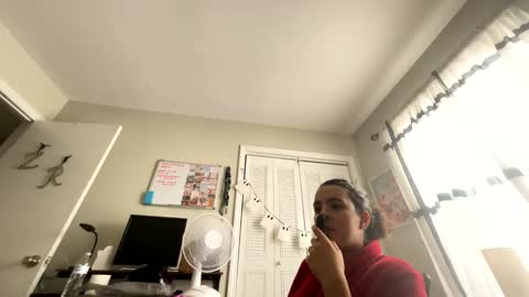 Snapshot of zoel87 chatting on 10/07/25, 02:47 LovelyLatin25 online show from 10/07/25, 02:47