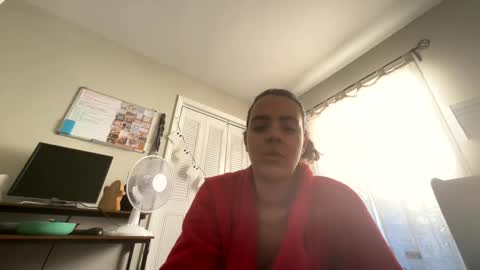 Snapshot of zoel87 chatting on 10/17/25, 01:35 LovelyLatin25 online show from 10/17/25, 01:35
