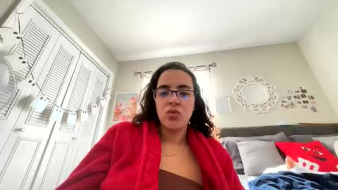 Snapshot of zoel87 chatting on 10/18/25, 02:51 LovelyLatin25 online show from 10/18/25, 02:51