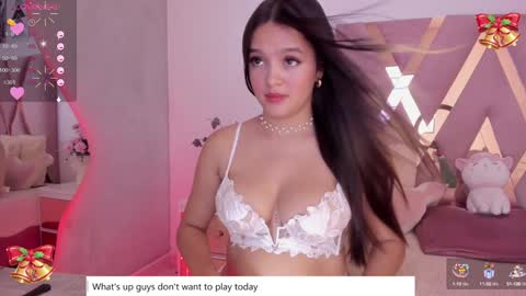 Snapshot of zoemina__ chatting on 12/11/24, 03:26 Antonella Kim online show from 12/11/24, 03:26