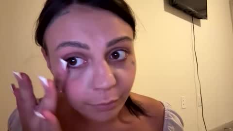 zoerainsexyy online show from 05/28/26, 02:42