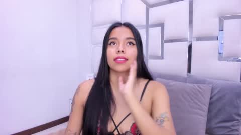 ZoeSwam online show from 02/08/25, 12:50