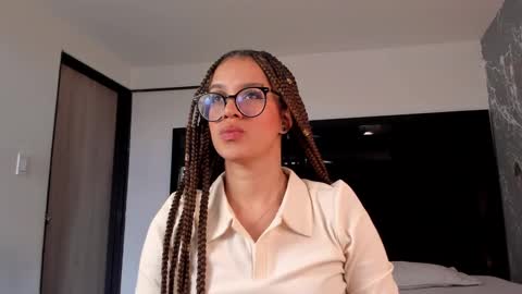 Zoe online show from 10/03/25, 02:58