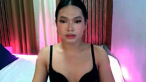 Snapshot of zoey_pleasure chatting on 11/17/25, 11:16 zoey online show from 11/17/25, 11:16