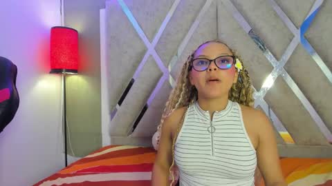 Snapshot of zoey_taylor27 chatting on 02/06/26, 03:48 Zoey online show from 02/06/26, 03:48