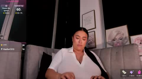 Snapshot of zoey_thommpson chatting on 10/05/25, 01:59 zoey thommpson online show from 10/05/25, 01:59