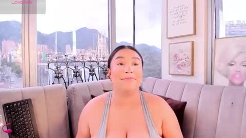 Snapshot of zoey_thommpson chatting on 10/14/25, 07:47 zoey thommpson online show from 10/14/25, 07:47