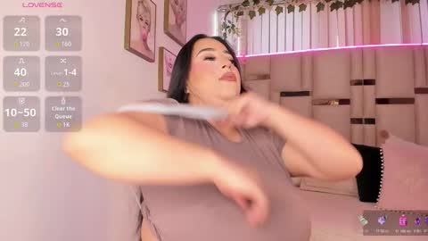 Snapshot of zoey_thommpson chatting on 11/15/25, 08:49 zoey thommpson online show from 11/15/25, 08:49