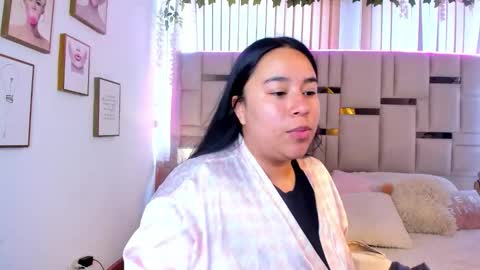 Snapshot of zoey_thommpson chatting on 03/03/26, 08:26 zoey thommpson online show from 03/03/26, 08:26
