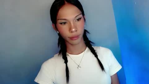 zoey online show from 05/13/26, 08:49