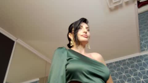 Zoey online show from 02/17/25, 10:58