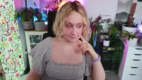 Zoey Ryan online show from 03/22/26, 05:49