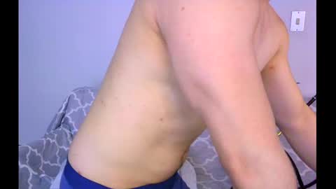 Snapshot of zohan_haidar chatting on 06/11/26, 04:10 ZohanMohamed online show from 06/11/26, 04:10