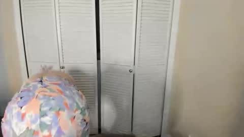 Zoie online show from 01/07/26, 09:06