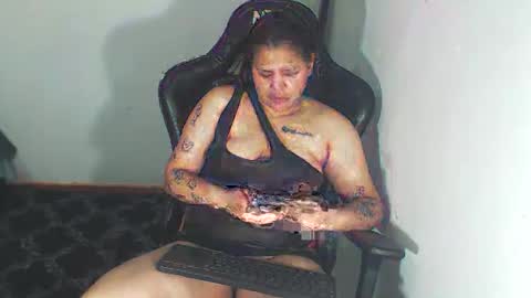 Snapshot of zol_gil03 chatting on 09/25/25, 05:38 zol_gil03 online show from 09/25/25, 05:38