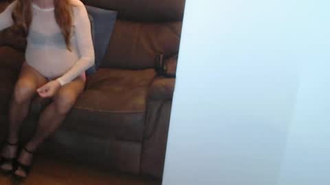 Snapshot of zolta99 chatting on 09/14/25, 01:05 zolta99 online show from 09/14/25, 01:05