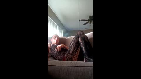 zooroxxx101 online show from 04/19/26, 02:27