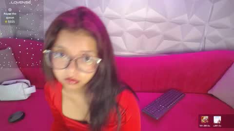 Zoe online show from 02/13/26, 01:51