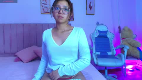 Zoe online show from 03/09/26, 12:31