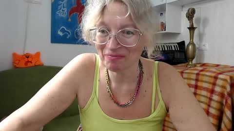 Snapshot of zosya1111 chatting on 12/25/24, 01:19 Zosya1111 online show from 12/25/24, 01:19