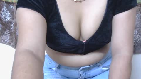 Zoya online show from 07/16/26, 05:02