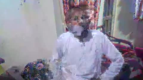 Snapshot of zoyakhan803 chatting on 03/07/25, 10:32 zoyakhan803 online show from 03/07/25, 10:32