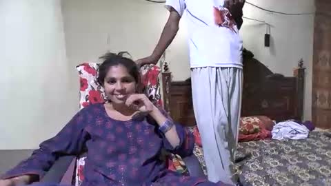 zoyakhan803 online show from 04/24/26, 05:04