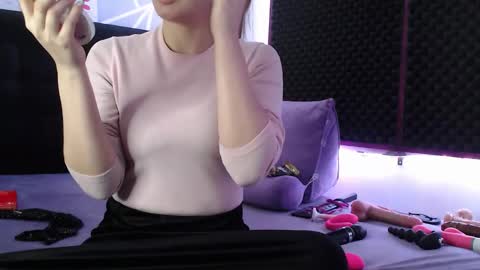 Snapshot of zpzphot chatting on 10/26/25, 11:27 zpzphot online show from 10/26/25, 11:27