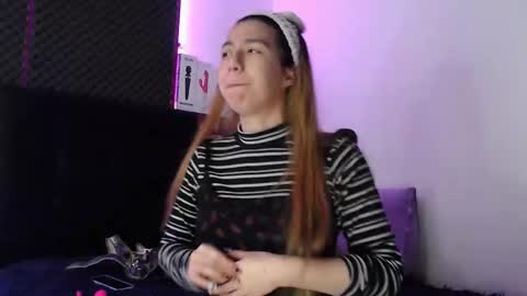 Snapshot of zpzphot chatting on 10/30/25, 08:42 zpzphot online show from 10/30/25, 08:42