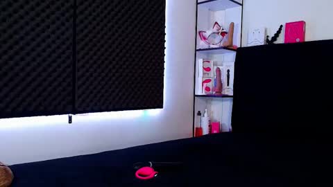 zpzphot online show from 02/15/26, 08:27