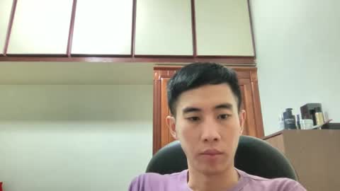 Snapshot of zseszsesz chatting on 12/10/24, 03:12 Z online show from 12/10/24, 03:12