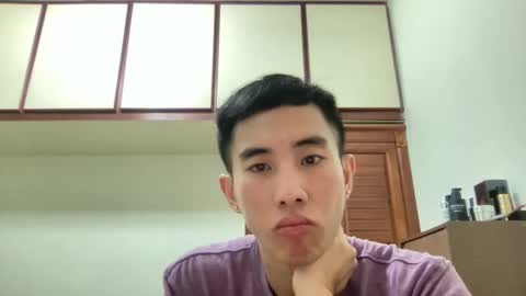 Snapshot of zseszsesz chatting on 12/11/24, 03:05 Z online show from 12/11/24, 03:05