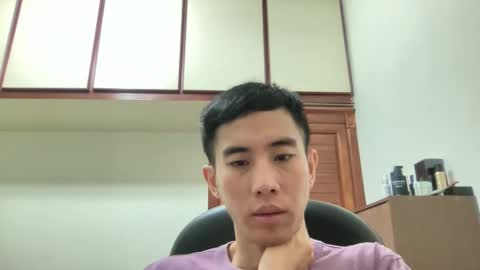 Snapshot of zseszsesz chatting on 12/12/24, 03:27 Z online show from 12/12/24, 03:27