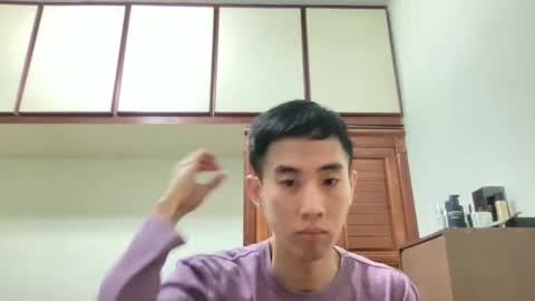 Snapshot of zseszsesz chatting on 12/14/24, 03:47 Z online show from 12/14/24, 03:47