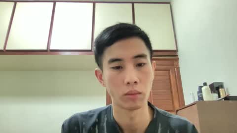 Snapshot of zseszsesz chatting on 12/18/24, 02:49 Z online show from 12/18/24, 02:49