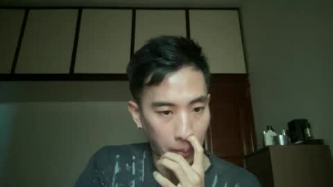 Snapshot of zseszsesz chatting on 01/30/25, 08:01 Z online show from 01/30/25, 08:01