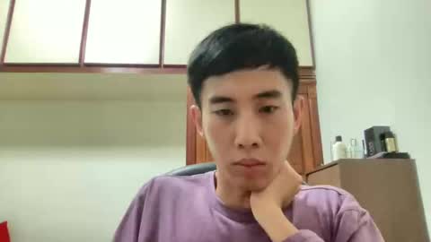 Snapshot of zseszsesz chatting on 02/15/25, 03:39 Z online show from 02/15/25, 03:39