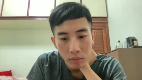 Snapshot of zseszsesz chatting on 03/03/25, 03:20 Z online show from 03/03/25, 03:20