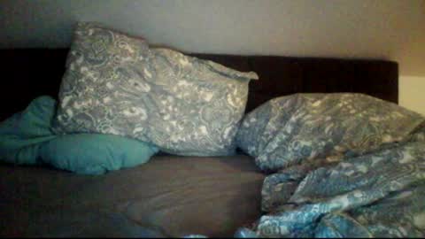 Snapshot of zubit chatting on 11/04/25, 09:14 zubit online show from 11/04/25, 09:14