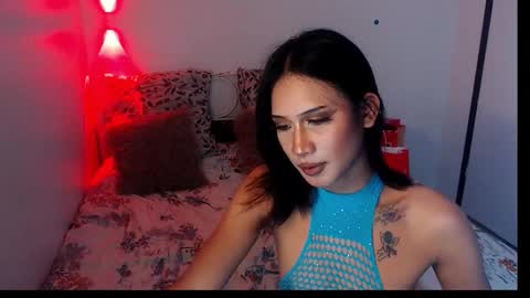 Zoe online show from 12/21/25, 04:14