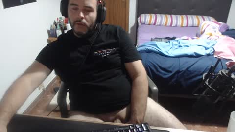 Snapshot of zuheyla26 chatting on 12/11/24, 01:47 Zuheyla online show from 12/11/24, 01:47