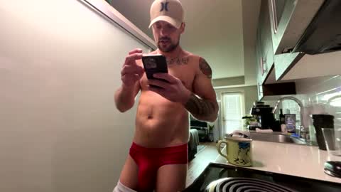 Zuko online show from 02/05/25, 05:09