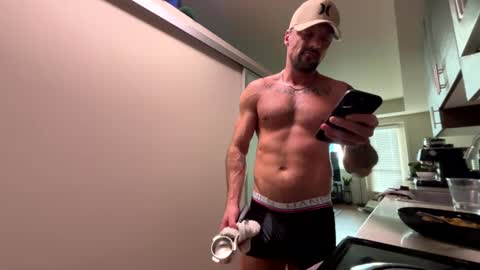 Zuko online show from 02/06/25, 06:24