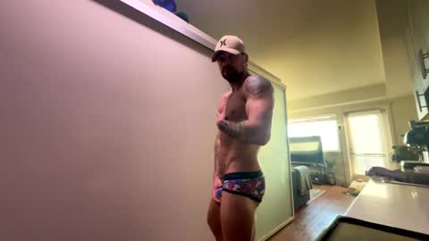 Zuko online show from 02/09/25, 04:18