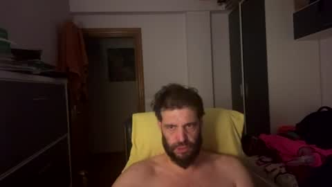 Snapshot of zurdineno chatting on 07/16/26, 02:17 zurdineno online show from 07/16/26, 02:17