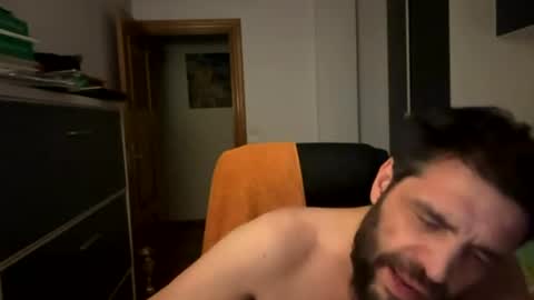 Snapshot of zurdineno chatting on 07/17/26, 11:09 zurdineno online show from 07/17/26, 11:09